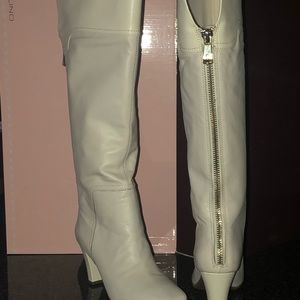 Bandolino leather boots, off-white